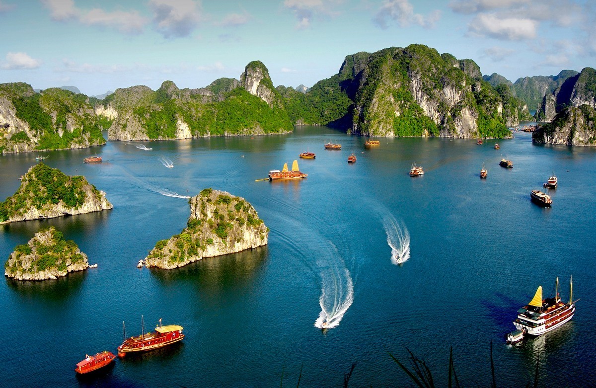 halongbay.jpg