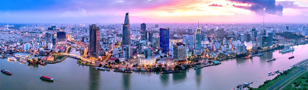 Featured-photo-Ho-Chi-Minh-skyline-what-to-do-Saigon.jpg